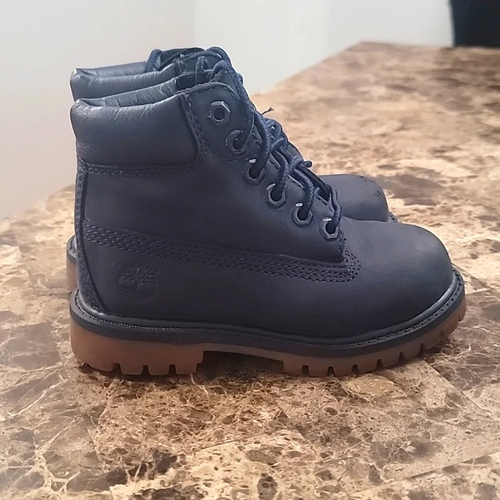 Timberland 6-Inch Lace-Up Waterproof Boot